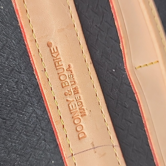 Vintage Dooney & Bourke Canvas Cabriolet Dome Satchel Crossbody Shoulder bag - Picture 13 of 16